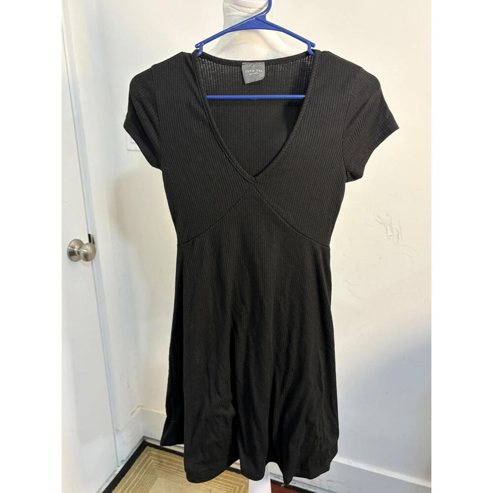 Olivia Rae Black Ribbed Short Sleeve Mini Dress Small